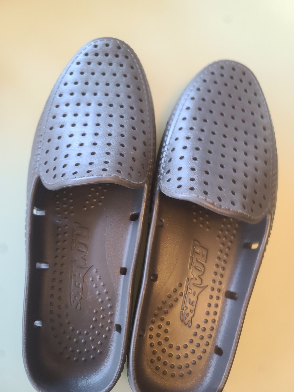 Source Unknown Brown Perforated Men's Slip-On Sandals